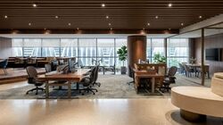 Bank Of Singapore Centre (D1), Office #554603871